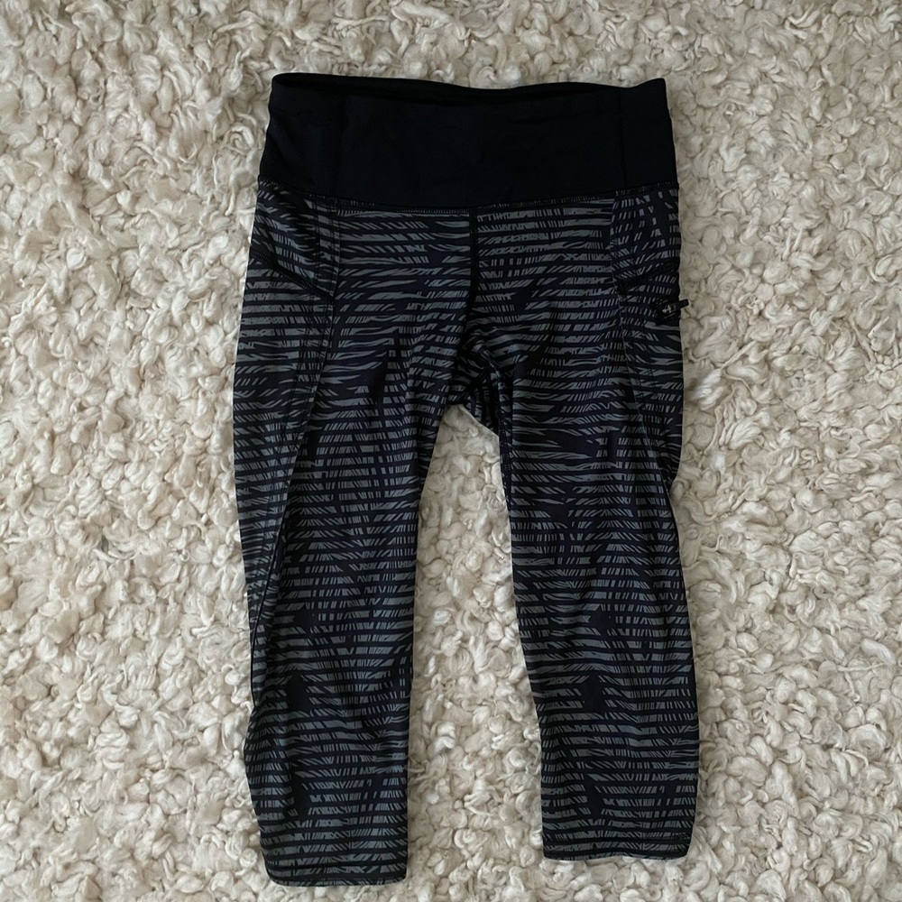 Lululemon cropped leggings